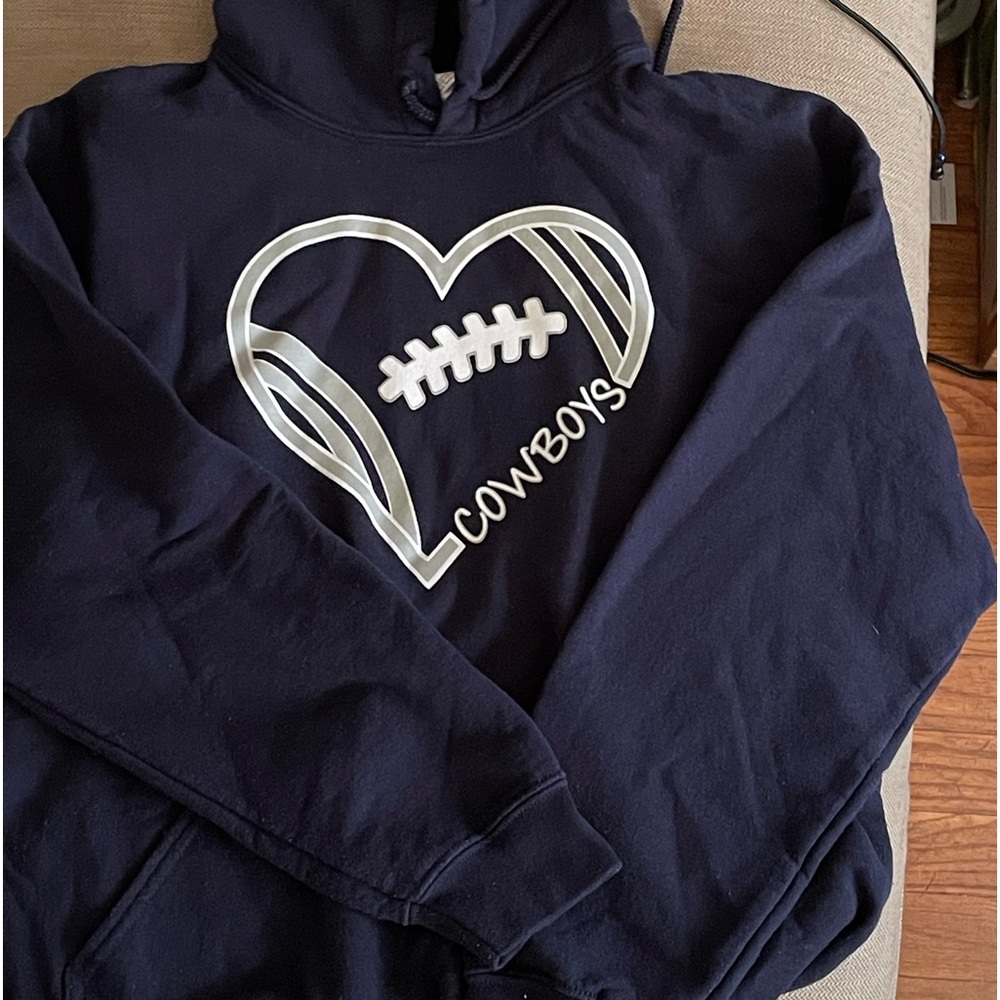 Dallas Cowboys Hoodie- Men’s Medium